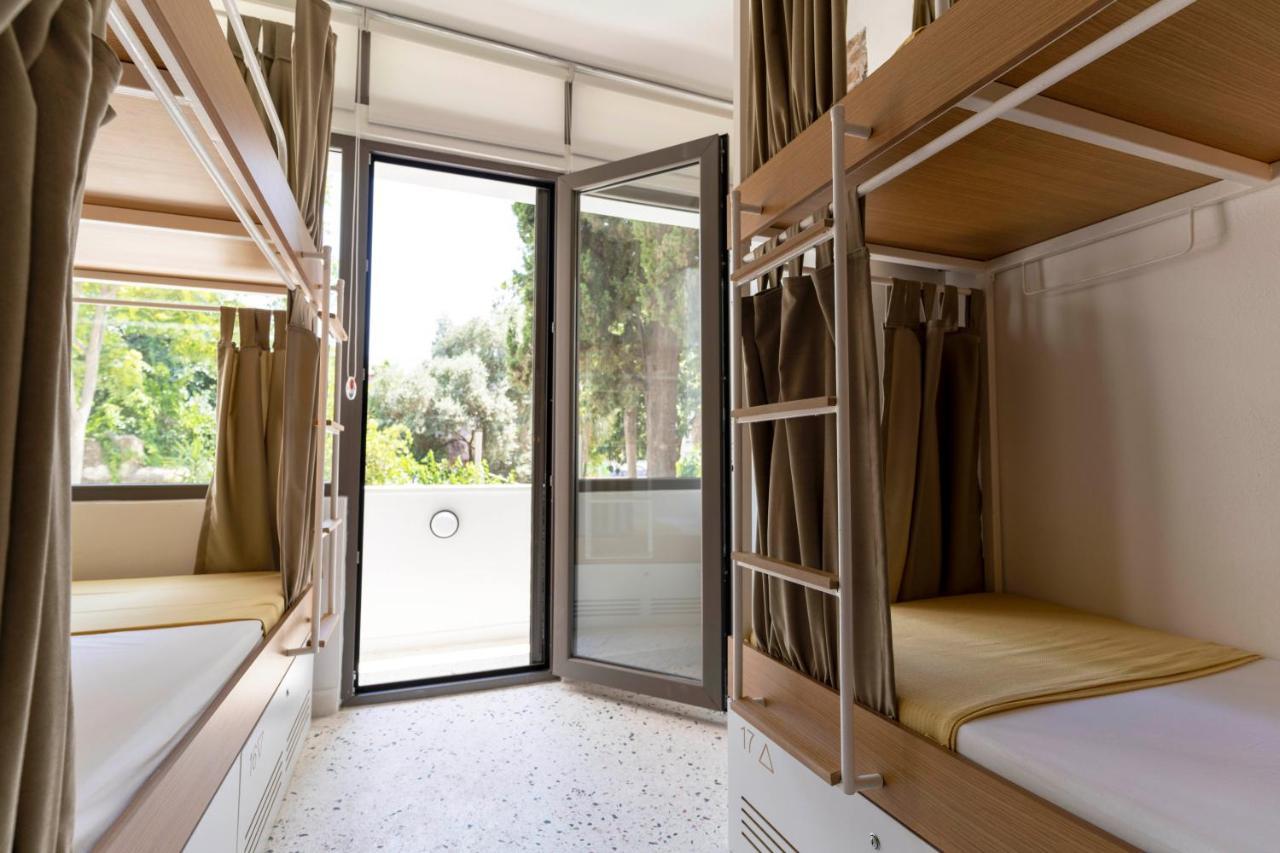 Be Bold Hostel Antalya Bagian luar foto
