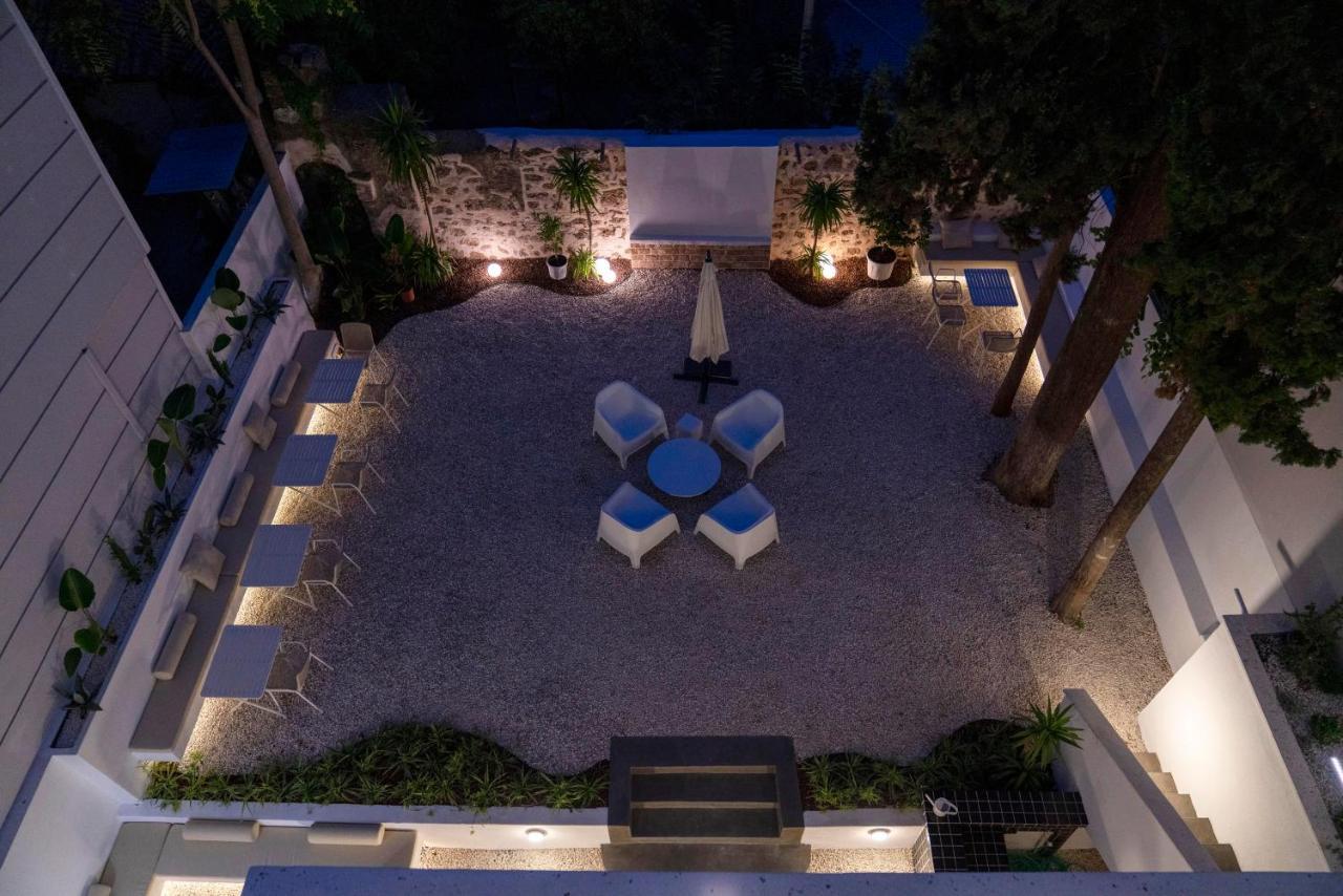 Be Bold Hostel Antalya Bagian luar foto
