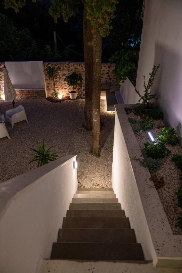 Be Bold Hostel Antalya Bagian luar foto