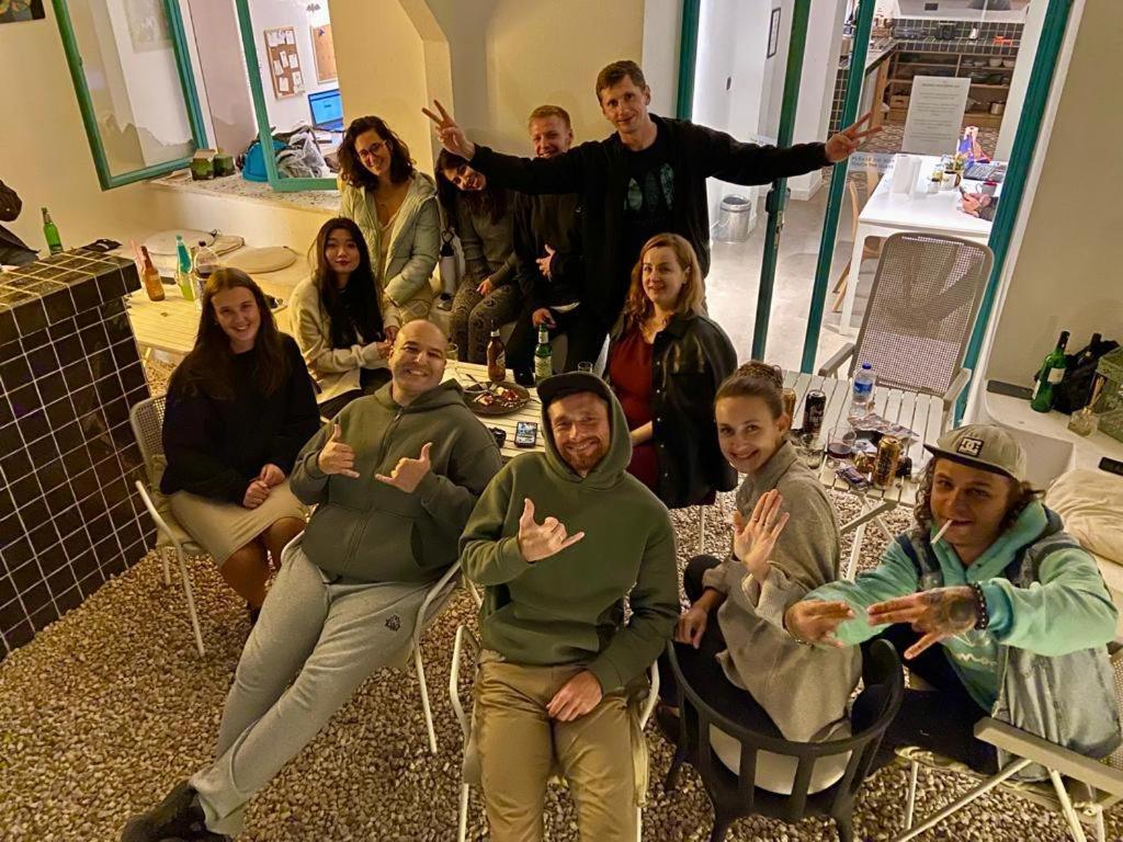 Be Bold Hostel Antalya Bagian luar foto