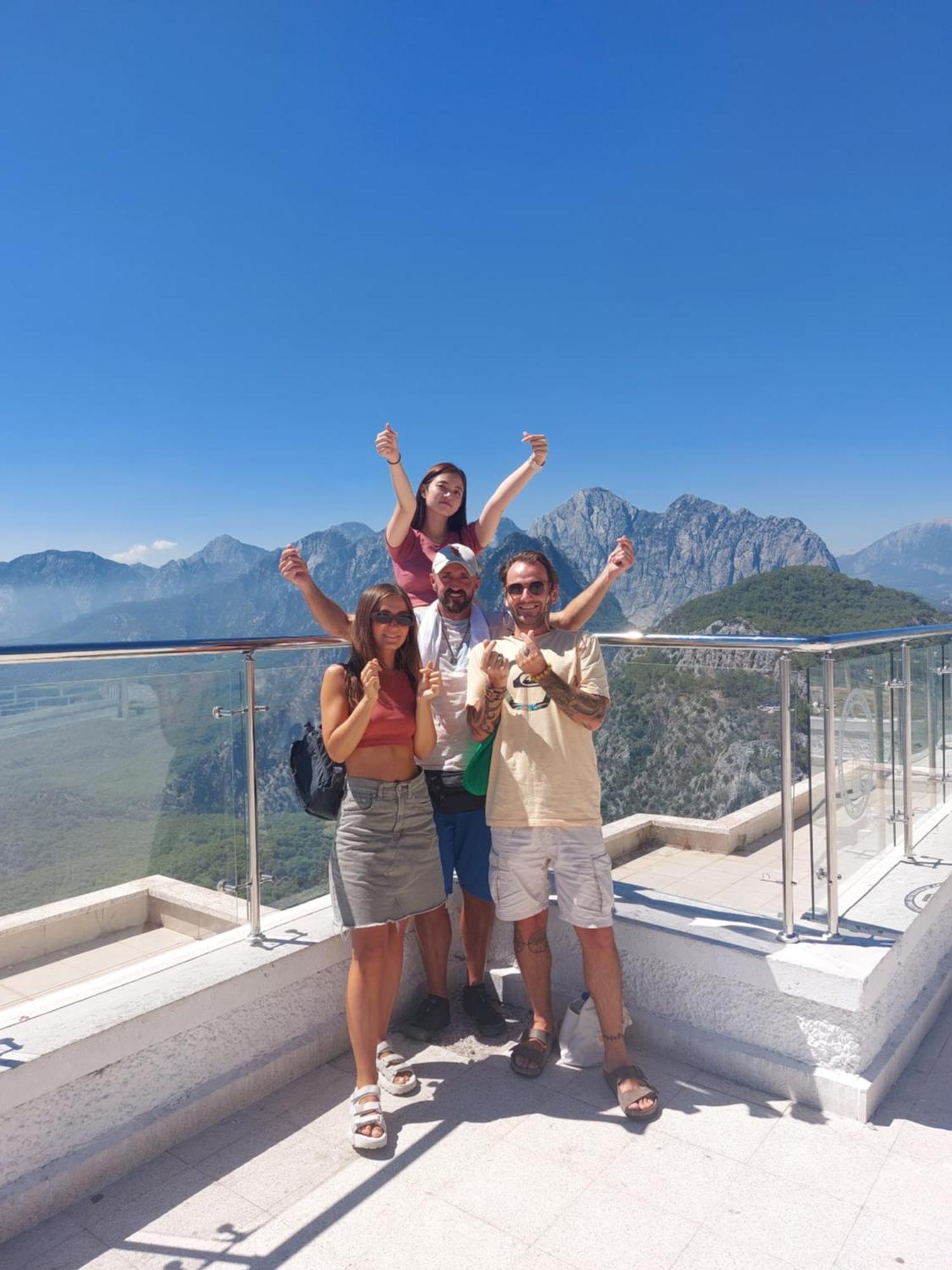 Be Bold Hostel Antalya Bagian luar foto